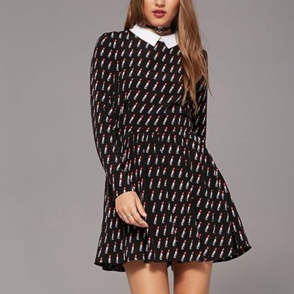 Forever 21 LIPSTICK Mini Dress White Collar Fit and Flare Button Cuffs NWT L - Picture 2 of 5